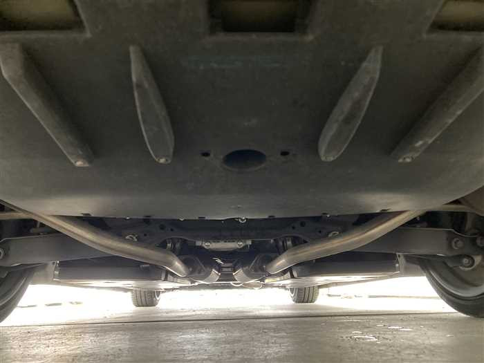 2020 Toyota Crown Hybrid 6AA-AZSH20 (UW-69d9f9f0acb38)[6]