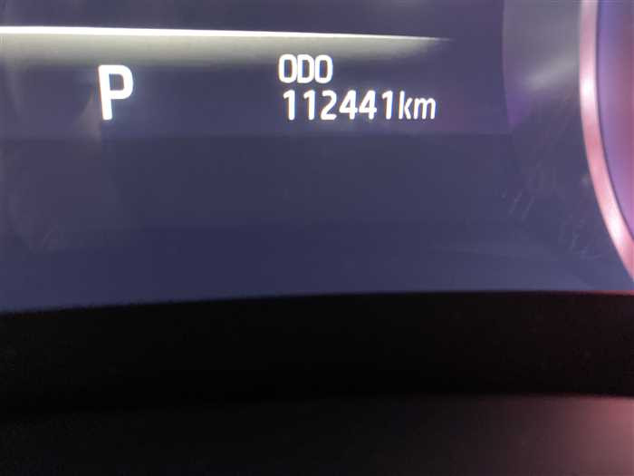 2020 Toyota Crown Hybrid 6AA-AZSH20 (UW-69d9f9f0acb38)[25]