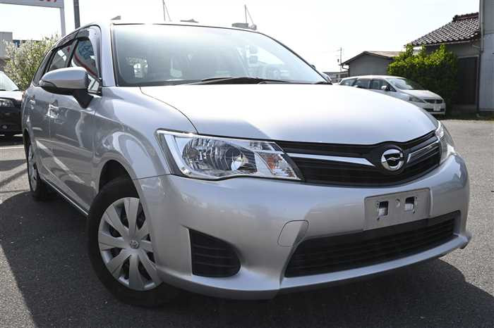 2013 Toyota Corolla Fielder DBA-NZE161G (UW-69d9f9f1590ba)[2]