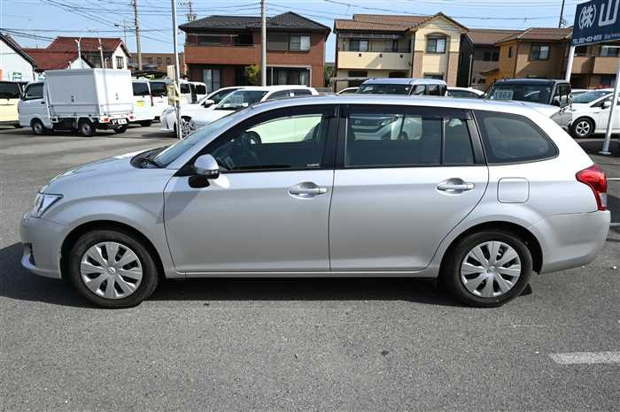 2013 Toyota Corolla Fielder DBA-NZE161G (UW-69d9f9f1590ba)[6]