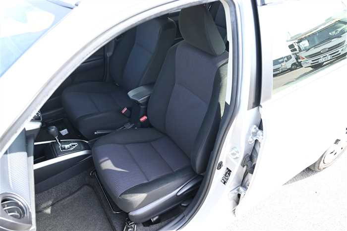 2013 Toyota Corolla Fielder DBA-NZE161G (UW-69d9f9f1590ba)[16]