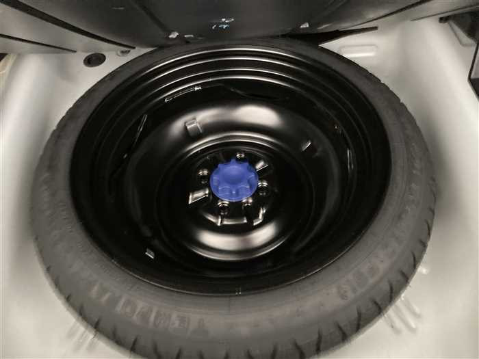 2021 Toyota Corolla Fielder 5BA-NRE161G (UW-69d9f9f122fde)[12]