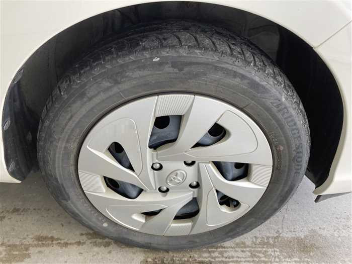 2021 Toyota Aqua 6AA-NHP10 (UW-69d9f9f143c04)[7]