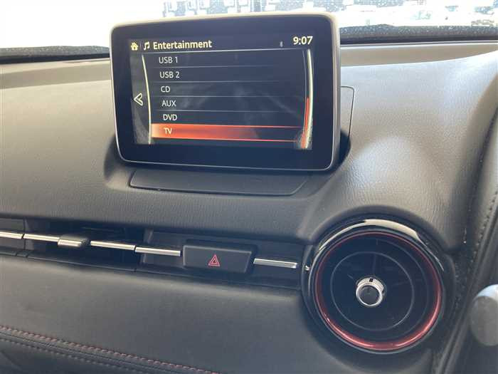 2016 Mazda CX-3 LDA-DK5AW (UW-69f5aa29ce1bd)[21]