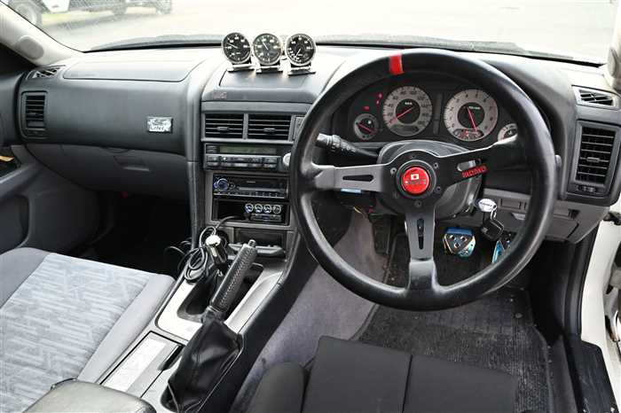 2000 Nissan Skyline GF-ER34 (UW-69d9f9fddaf66)[17]