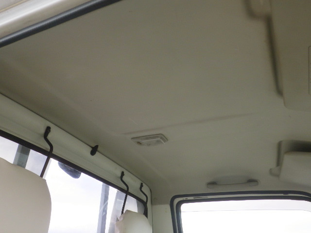 1998 Honda Acty Truck HA3 (UW-69e08a668fec7)[16]