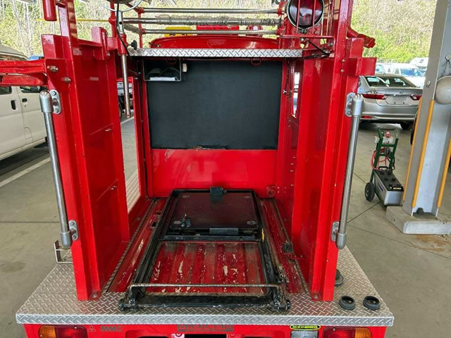 1993 Mitsubishi Minicab Truck U42T (UW-69d76ba0029f9)[7]