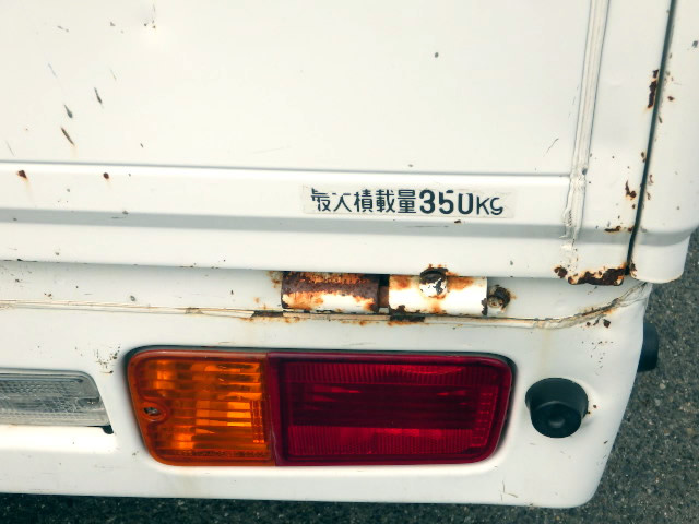 2012 Toyota Pixis S211U (UW-69e73bf2ae49d)[30]