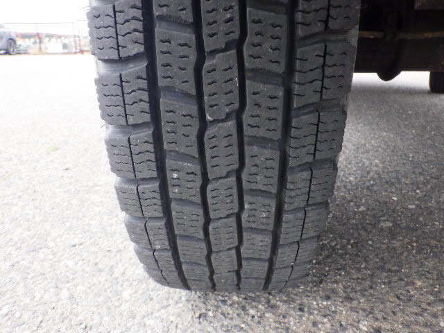 2012 Toyota Pixis S211U (UW-69e73bf2ae49d)[28]