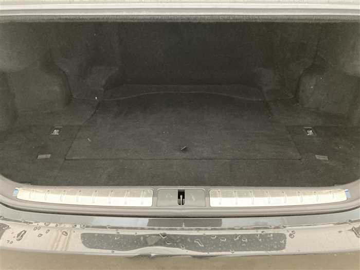 2017 Lexus LS DAA-GVF50 (UW-69d9f9e48ec2e)[11]