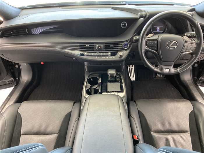 2017 Lexus LS DAA-GVF50 (UW-69d9f9e48ec2e)[15]