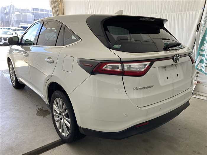2017 Toyota Harrier DBA-ZSU60W (UW-69d9f9e5793a8)[3]