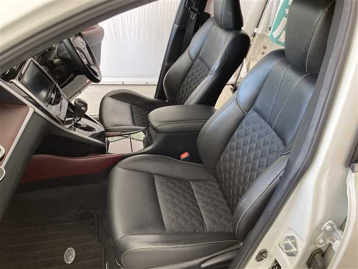 2017 Toyota Harrier DBA-ZSU60W (UW-69d9f9e5793a8)[15]