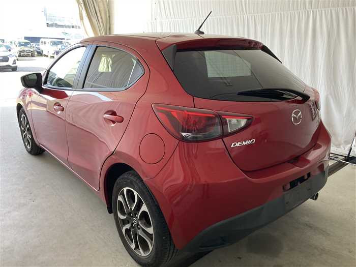2015 Mazda Demio LDA-DJ5FS (UW-69d9f9e582f1c)[3]