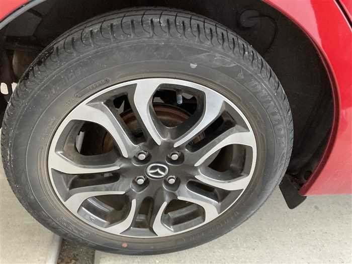 2015 Mazda Demio LDA-DJ5FS (UW-69d9f9e582f1c)[9]