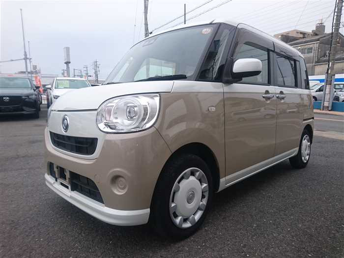 2017 Daihatsu Move Canbus LA800S (UW-69d9f9e5d6286)[3]
