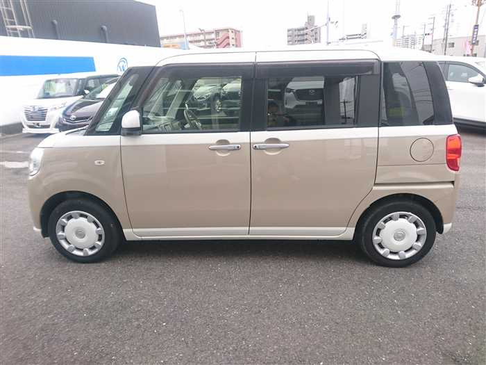 2017 Daihatsu Move Canbus LA800S (UW-69d9f9e5d6286)[7]