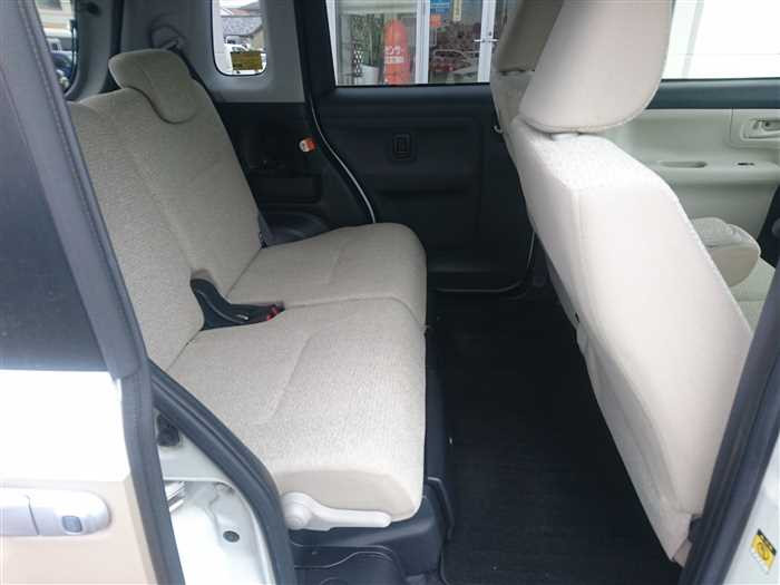 2017 Daihatsu Move Canbus LA800S (UW-69d9f9e5d6286)[12]