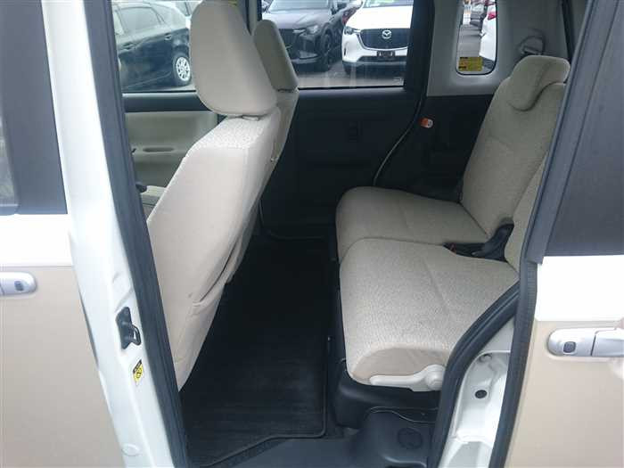 2017 Daihatsu Move Canbus LA800S (UW-69d9f9e5d6286)[16]