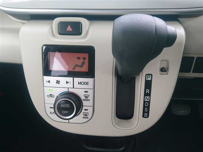 2017 Daihatsu Move Canbus LA800S (UW-69d9f9e5d6286)[24]