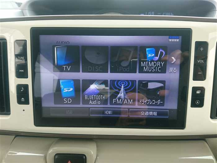 2019 Daihatsu Move Canbus LA800S (UW-69d9f9e68fe40)[21]