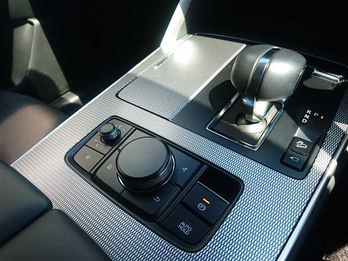 2024 Mazda Mazda Others KL3R3P (UW-69d9f9e96c4bc)[23]