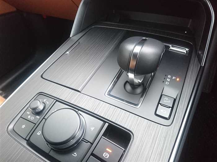 2025 Mazda Mazda Others KH3R3P (UW-69d9f9ea647b5)[25]