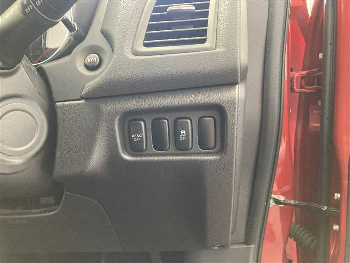 2014 Mitsubishi RVR DBA-GA4W (UW-69d9f9eb4dd39)[19]