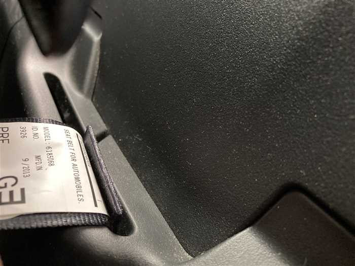 2014 Mitsubishi RVR DBA-GA4W (UW-69d9f9eb4dd39)[26]