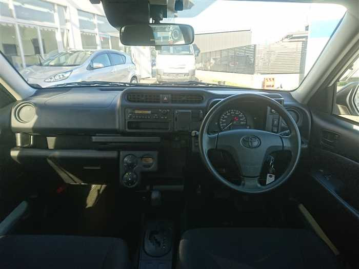 2021 Toyota Probox Van NHP160V (UW-69d9f9eb52f59)[18]