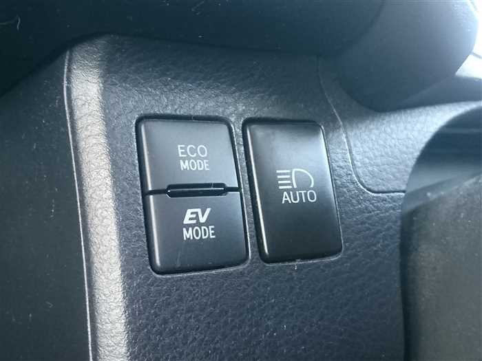 2021 Toyota Probox Van NHP160V (UW-69d9f9eb52f59)[23]