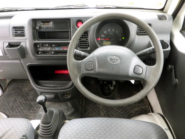 2013 Toyota Pixis S201U (UW-69ead24c60a6d)[4]