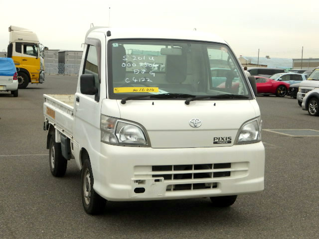 2013 Toyota Pixis S201U