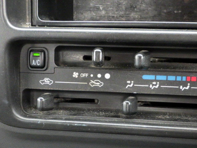 2013 Toyota Pixis S201U (UW-69ead24c60a6d)[12]