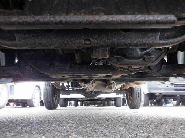 1996 Mitsubishi Minicab Truck U42T (UW-69eae22699306)[24]