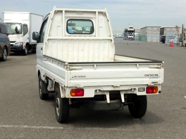 1996 Mitsubishi Minicab Truck U42T (UW-69eae22699306)[1]