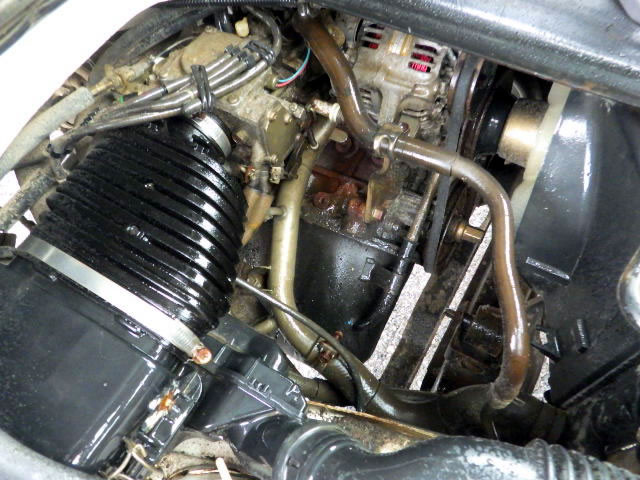 1996 Mitsubishi Minicab Truck U42T (UW-69eae22699306)[23]