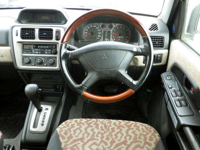 1999 Mitsubishi Pajero iO H76W (UW-69f05ff877c6b)[4]