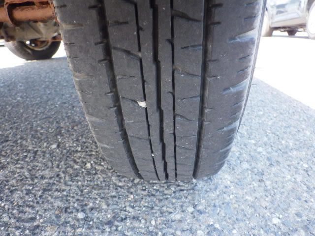 1998 Mitsubishi Minicab Truck U42T (UW-69f076fc888e5)[30]