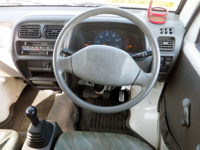 2001 Suzuki Carry Truck DB52T (UW-69f089f1ec7ce)[5]