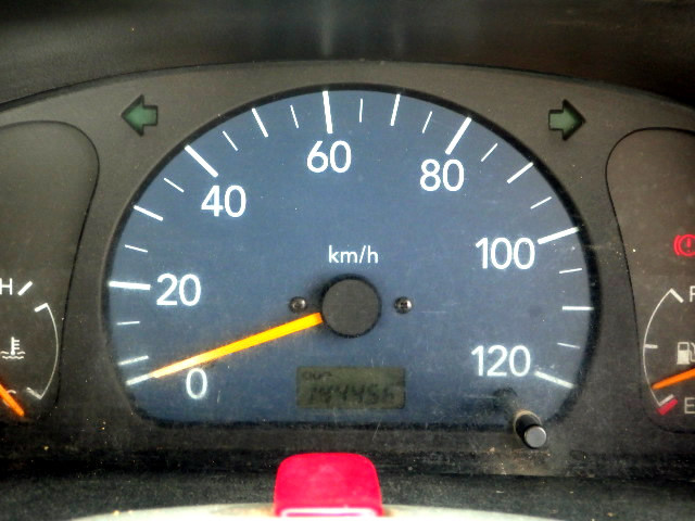 2001 Suzuki Carry Truck DB52T (UW-69fd869d2816d)[14]