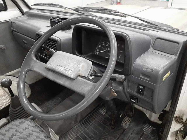 1993 Daihatsu Hijet Truck S83P (UW-69e9cc8ad187f)[4]