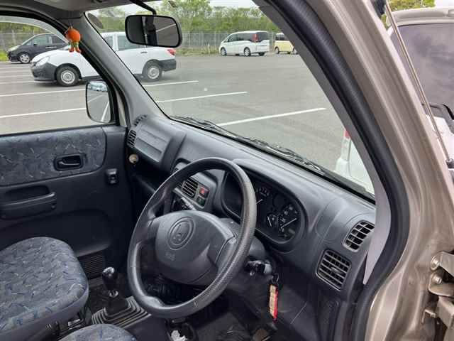 2000 Honda Vamos HM2 (UW-69eb2b844b778)[4]