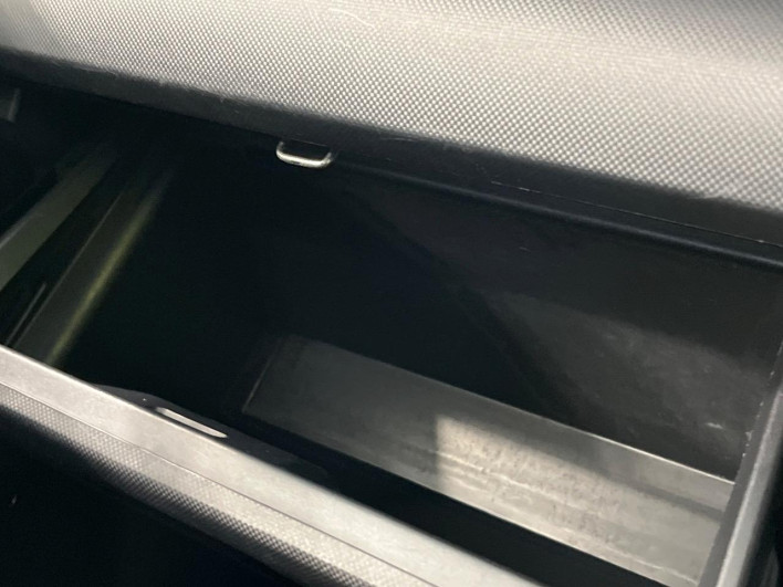 2020 Toyota Raize 5BA-A210A (UW-69ef57b85fc58)[6]