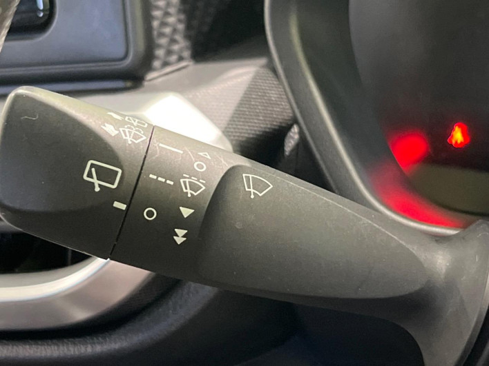 2020 Toyota Raize 5BA-A210A (UW-69ef57b85fc58)[18]