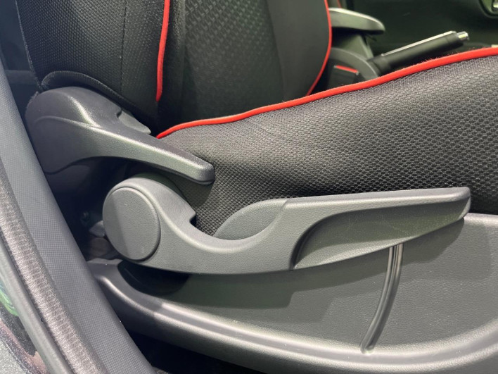 2020 Toyota Raize 5BA-A210A (UW-69ef57b85fc58)[25]