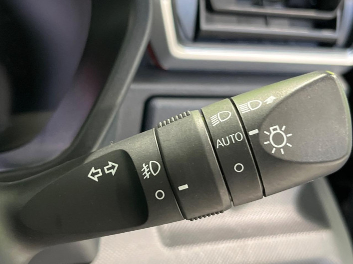 2020 Toyota Raize 5BA-A210A (UW-69ef57b85fc58)[19]