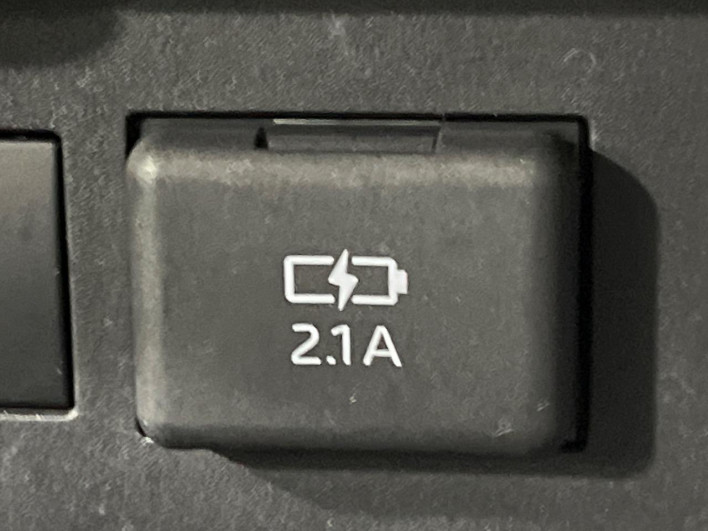 2020 Toyota Raize 5BA-A210A (UW-69ef57b85fc58)[10]