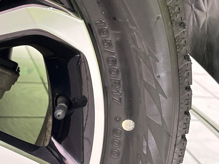 2025 Toyota Raize 3BA-A210A (UW-69ef57bb9ad69)[17]