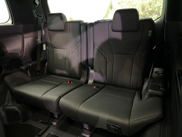 2025 Toyota Alphard Hybrid 6AA-AAHH40W (UW-69ef57bbc1c26)[13]